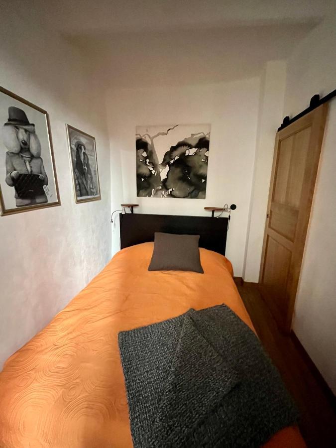 Casa Via Vezzargo Apartment Badalucco Exterior photo
